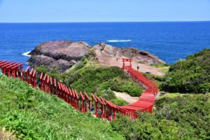 海と砦